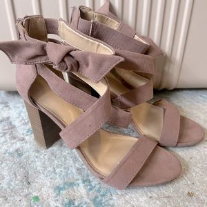 Lauren Conrad Block Heeled Sandals